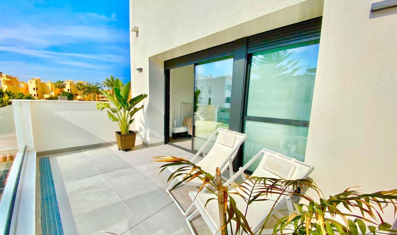 Chalet Con Piscina Privada En La Urb. De Puerto Rey Los Amarguillos Buitenkant foto