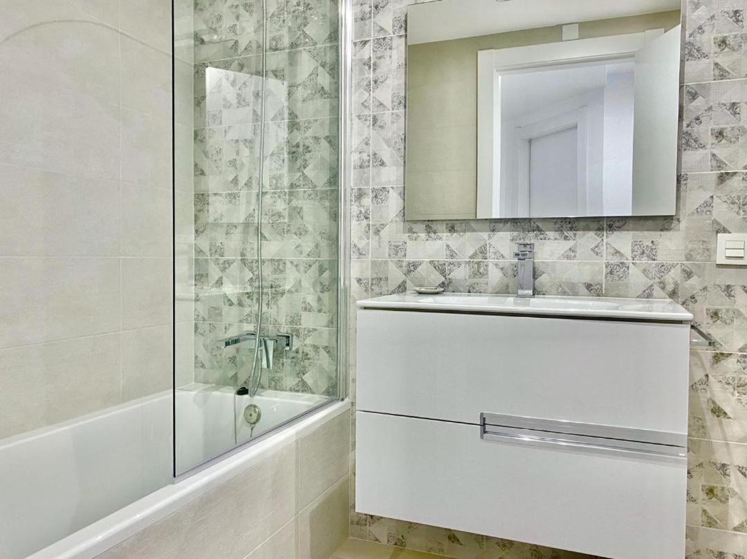 Chalet Con Piscina Privada En La Urb. De Puerto Rey Los Amarguillos Buitenkant foto